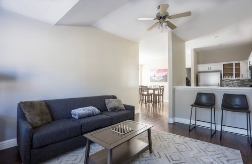 Olathe House | Olathe sleeping Beauty 3bdr And 2 baths. Long stay