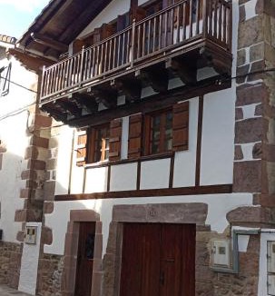 Sumbilla House | Olatuenea casa rural