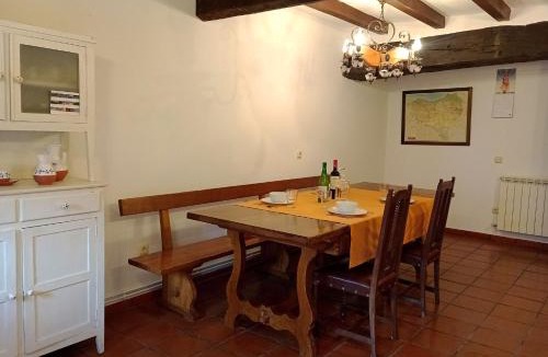 Sumbilla House | Olatuenea