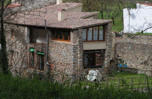 Osor House | Old 17th century blacksmith's house