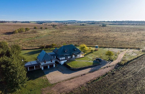 Eglinton House | Old Alloway Cottage - Spacious - Sleeps 6