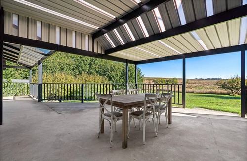 Eglinton House | Old Alloway Cottage - Spacious - Sleeps 6