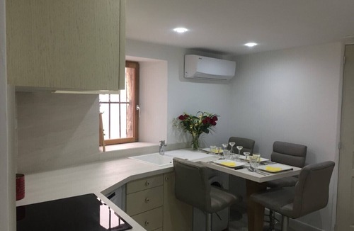 Antibes City Centre House | Old Antibes with terrace