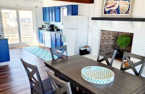 Duck Cottage | Old Bay Hideaway Oceanfront Cottage Duck