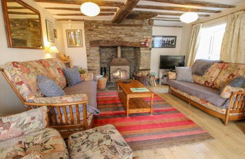 Bishops Castle House | Old Bricklayer's Arms