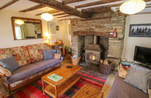 Bishops Castle House | Old Bricklayer's Arms