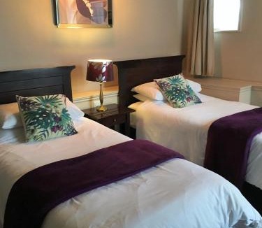 Royston Hotel | Old Bull Inn