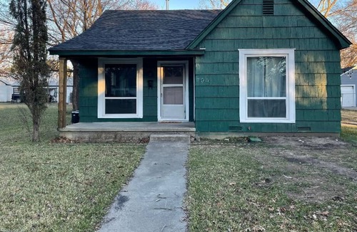 Gainesville House | Old Charm, New House 12 minutes from Winstar Casino