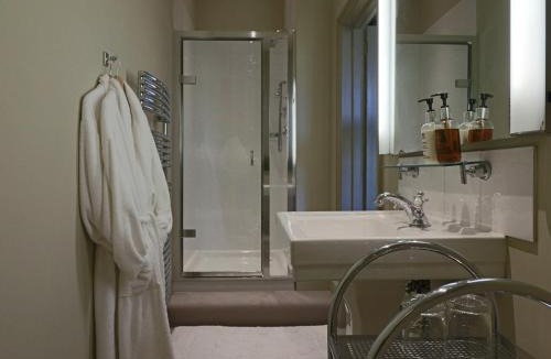 Olveston House | Old Church Farm