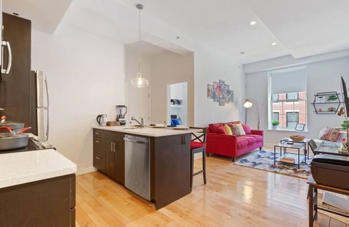 Old City Apartment | Old City Apartment with Full Kitchen