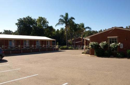 Echuca Hotel | Old Coach Motor Inn Echuca