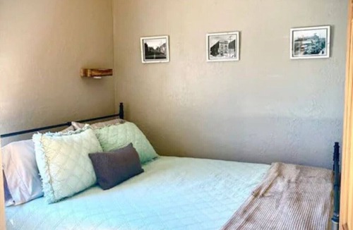 Barelas Apartment | Old Commercial Building with High Ceilings & Charm