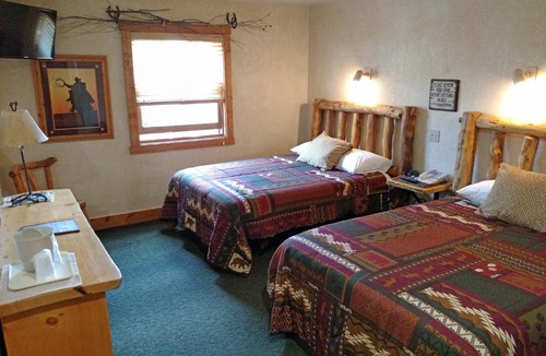 Centennial Hotel | Old Corral Hotel