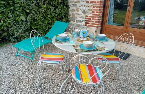 Gannay-sur-Loire Cottage | Old Dairy: Cottage with Canal Access, Garden and Terrace