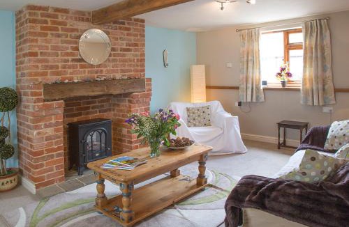 Walpole House | Old Dairy - Ukc3169