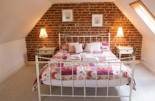 Walpole House | Old Dairy - Ukc3169