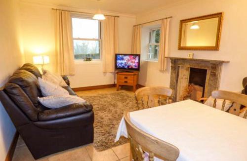 Rowsley House | Old Farm House