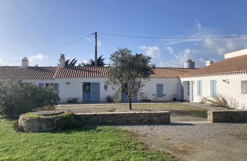 Noirmoutier-en-l'Ile House | Old farm on one level in Noirmoutier - sleeps 13/19