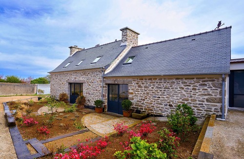 Roscoff House | OLD FARM SEA VIEW