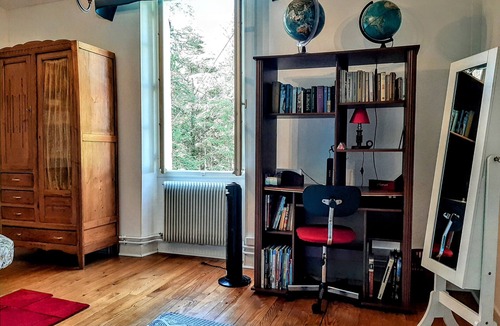 Aiguillon House | old farmhouse renovated