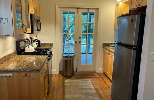 Laurel Park House | Old Florida bungalow in Sarasota‘s best location
