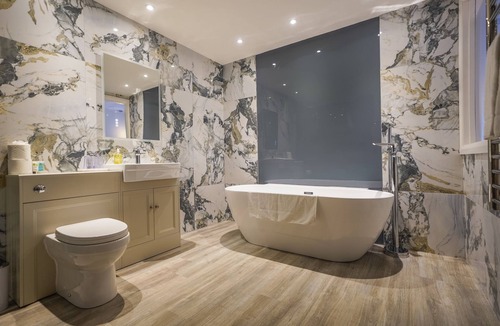 Caister-on-Sea Hotel | Old Hall Hotel