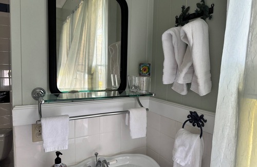 Hilo Bed & Breakfast | Old Hawaiian B and B