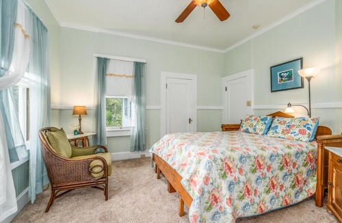 Hilo Bed & Breakfast | Old Hawaiian Bed and Breakfast