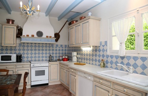 Montpezat House | Old house, charm, calm, authenticity. For eight people