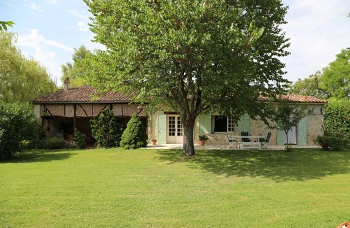 Montpezat House | Old house, charm, calm, authenticity. For eight people