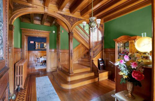 Olean Bed & Breakfast | Old Library Inn - Historic Olean NY