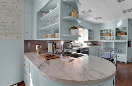 Olean Bed & Breakfast | Old Library Inn - Mark Twain Room