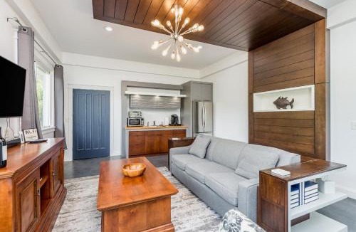 Swannanoa Apartment | Old Lytle Cove Rd - Lower Unit