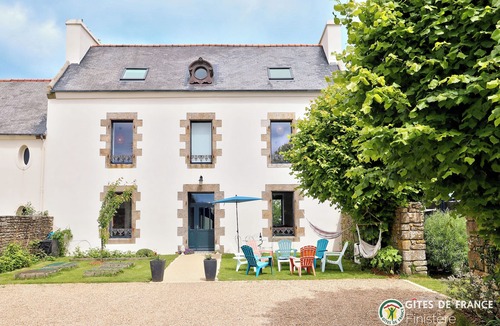 Saint-Renan House | Old Manor completely renovated