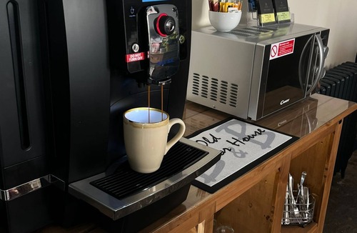 Cross Bed & Breakfast | Old Manor House B&B