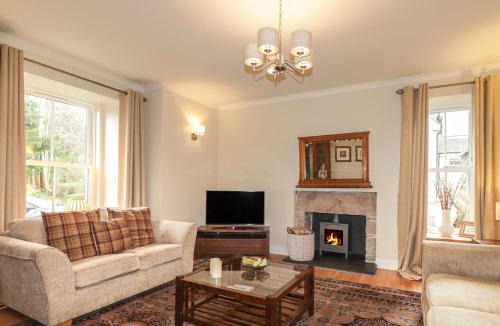 Marybank House | Old Manse