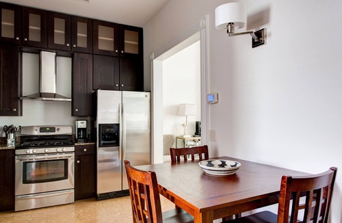 North Downtown Apartment | Old Met #306 | 1 Bedroom, 2 Bath