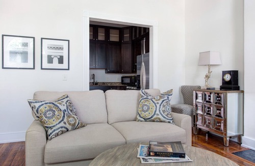 North Downtown Apartment | Old Met #306 | 1 Bedroom, 2 Bath
