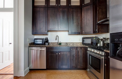 North Downtown Apartment | Old Met #306 | 1 Bedroom, 2 Bath