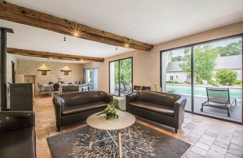 Reugny House | Old mill from the 19th century and its pond in the heart of the Châteaux of the Loire Valley