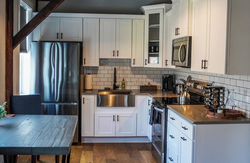 Hatfield Bed & Breakfast | Old Mill Inn