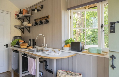 Hassocks House | Old Mill Lodge XXXXX