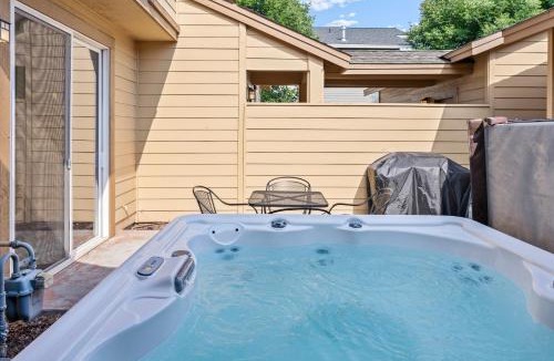 Southern Crossing House | Old Mill Magic townhouse