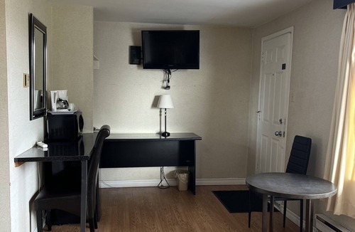 Blind River Hotel | Old Mill Motel