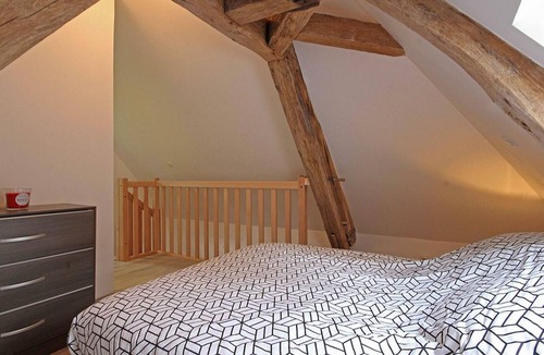 Marchainville Cottage | Old mill with terrace and pets allowed