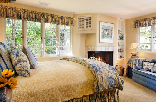 Monterey Bed & Breakfast | Old Monterey Inn