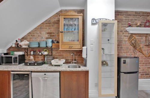 Ville-Marie House | Old Montréal Upscale Mansion 8 Full Insuite Bdr