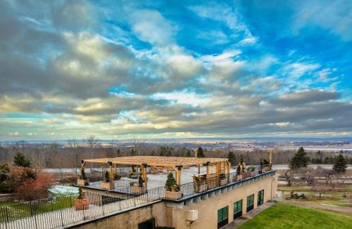 Wolfville Resort | Old Orchard Inn