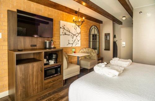 Wolfville Resort | Old Orchard Inn