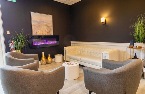 Wolfville Hotel | Old Orchard Inn